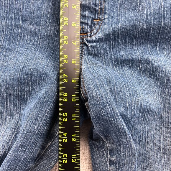 Lee Riders Womens Capri Jeans Size 8M Blue Denim Cropped Relaxed Fit Casual - Picture 6 of 14